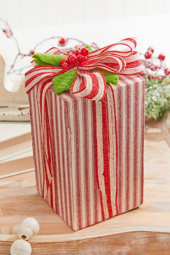 [743903155612] 9" TICKING FABRIC GIFT BOX W/TRIM